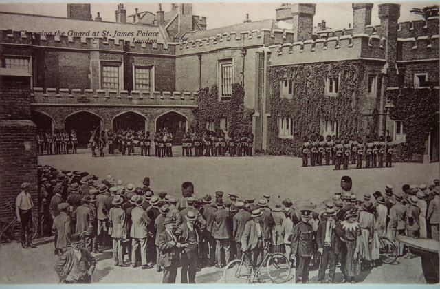 Changing the Guard at St. James Palace - London - unposted vintage unbranded postcard, Our Ref: A243