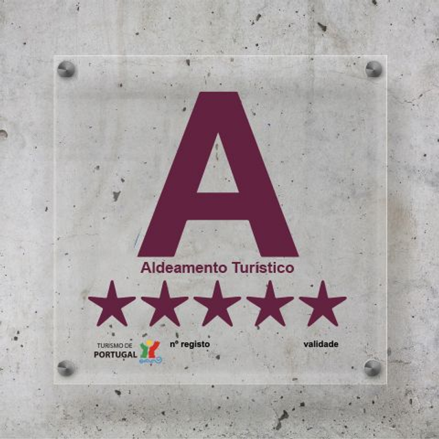 Placa Aldeamento Turístico