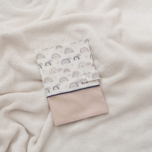 Protège Carnet de Santé Sable / Arc-en-ciel