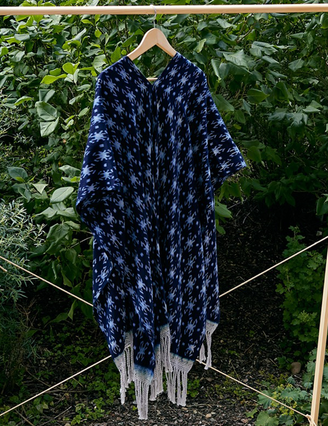 Ruana Tacabamba, dark blue