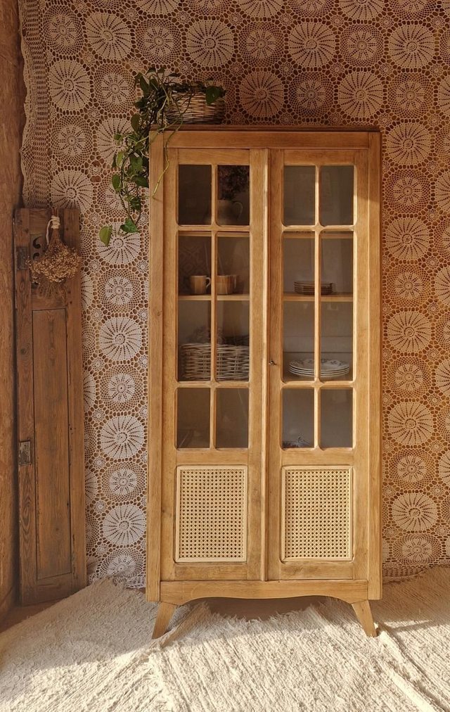 Vitrine en chêne clair 