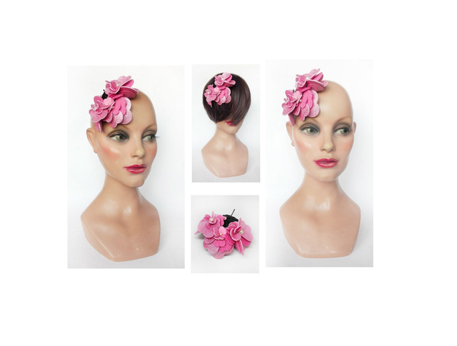 Bibi petit chapeau pour un mariage rose 