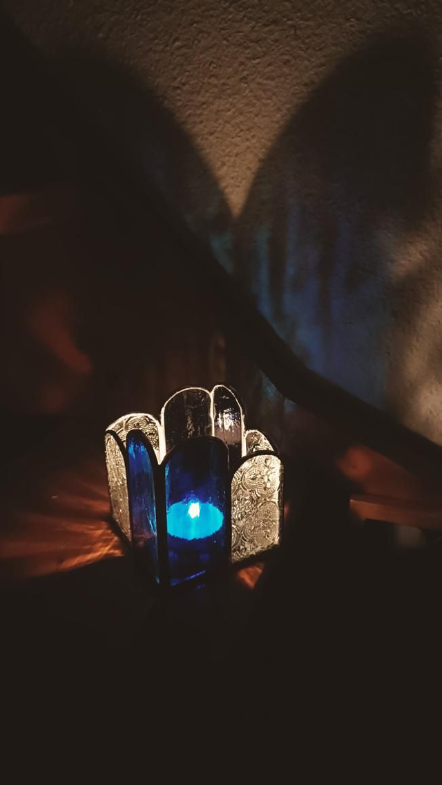 Photophore Bleu paon et transparent 