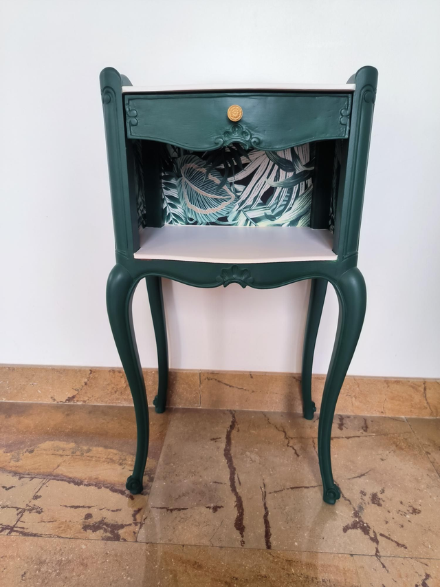 Table de nuit ou d'appoint 