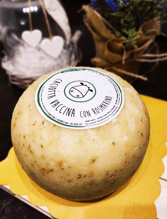 Caciotta al rosmarino  (prezzo all'etto)