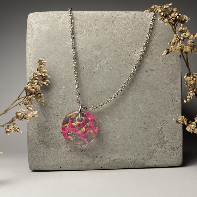 Collier avoine magenta