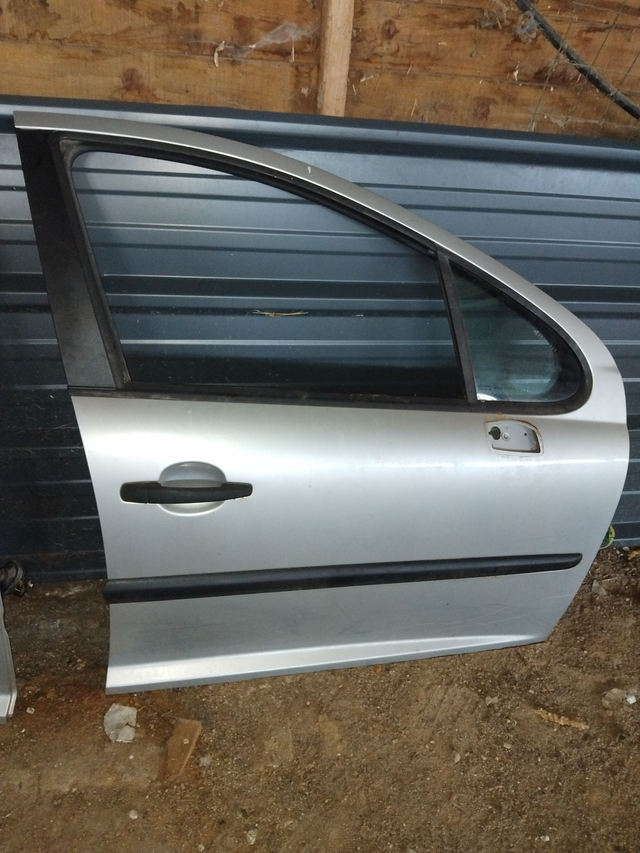 Porte avant passager 