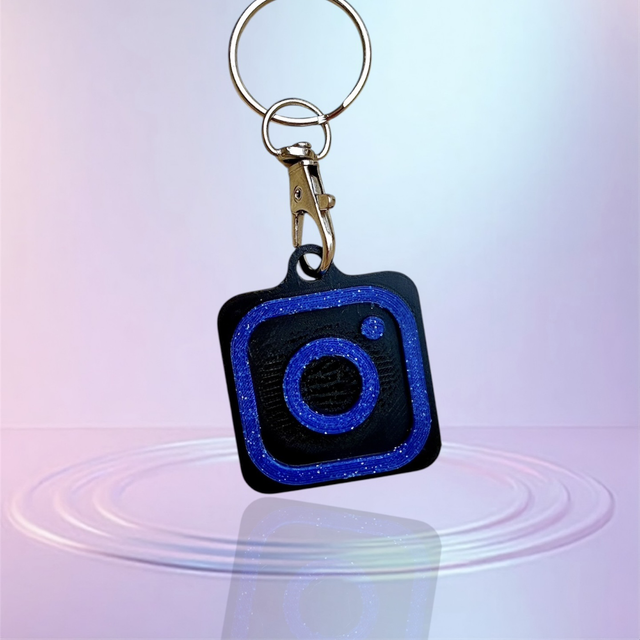 Insta noir et bleu pailletée 