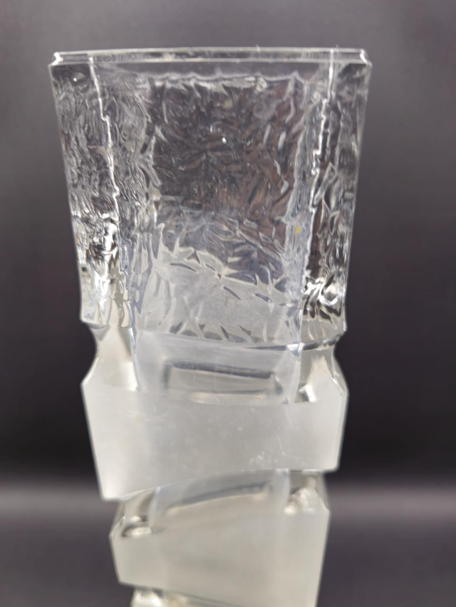 Magnifique vase 1970 en verre Peill & Putzler