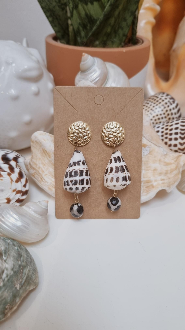 Boucles d'oreilles conus et pierre