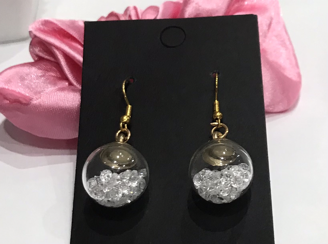 White Dangling Earrings- WDE31-V1