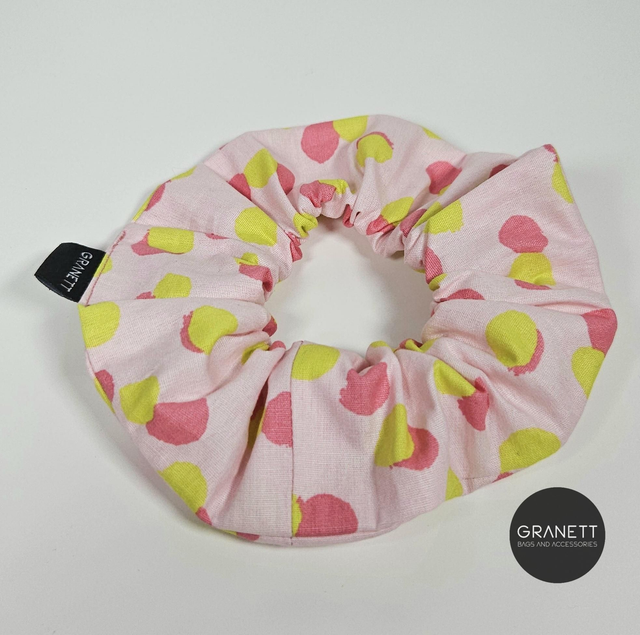 SCRUNCHIE DOTTY pink-lemon hajgumi