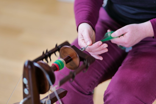  Spinning wool (beginners private session) 