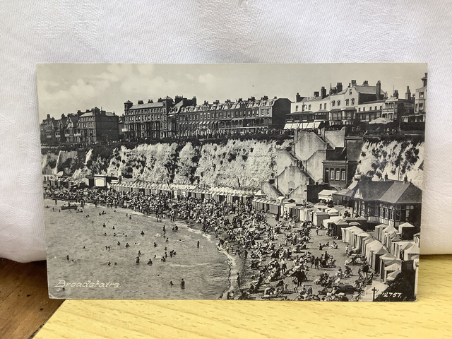 Broadstairs, Kent, Posted published by Ward's Broadstairs, vintage postcard. Our Ref No. R562 £2.50