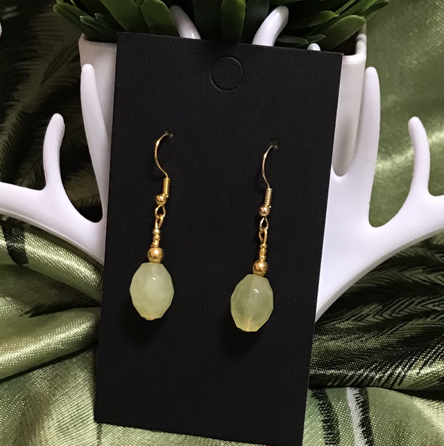 Green Dangling Earrings- GDE38