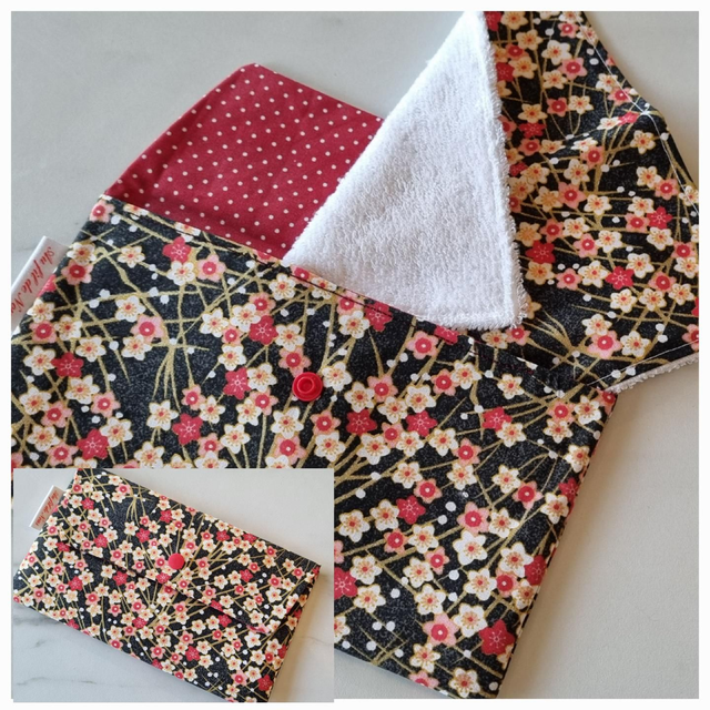 Pochette Imperméable et Serviette éponge