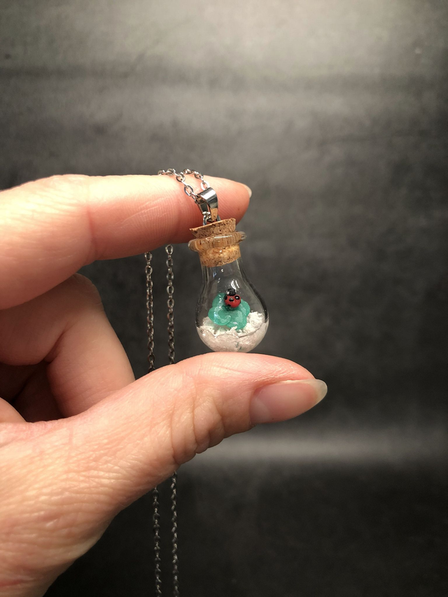 Pendentif trèfle à 4 feuilles neige