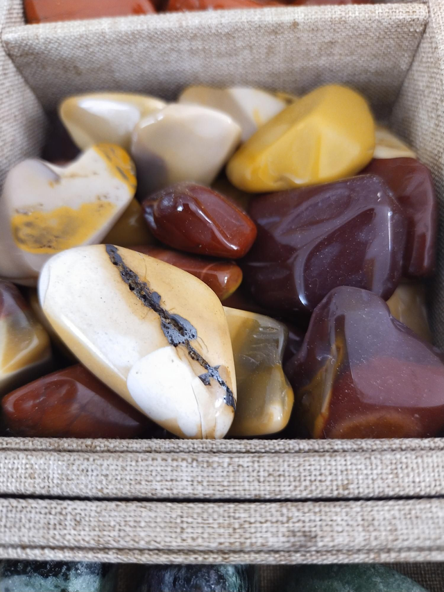 Pierre Roulée Jaspe Mokaïte