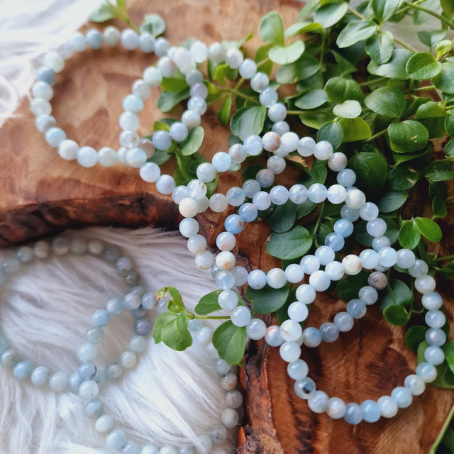 Aquamarine 7mm beaded bracelet 