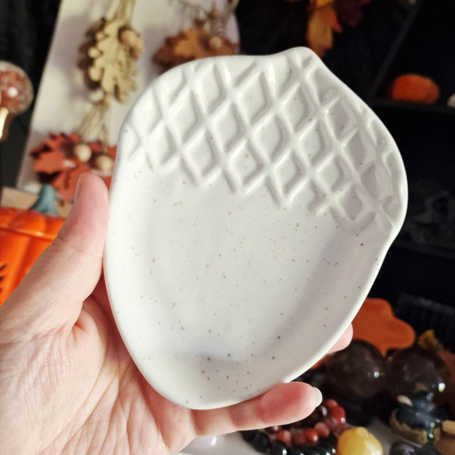 Ceramic Acorn dish 