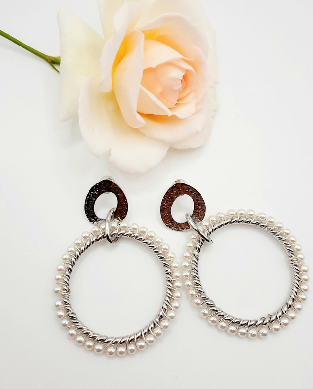 Alienor-Créoles perles blanche