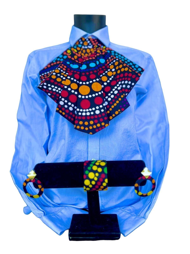 Collier plus boucle d&#039;oreille et bracelet