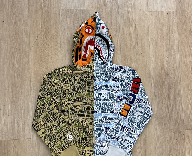 Bape hoodie size M 25º anniversario pre-owned