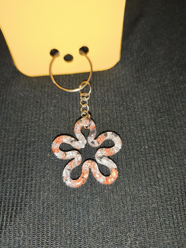 Porte-clé fleur argent bronze 