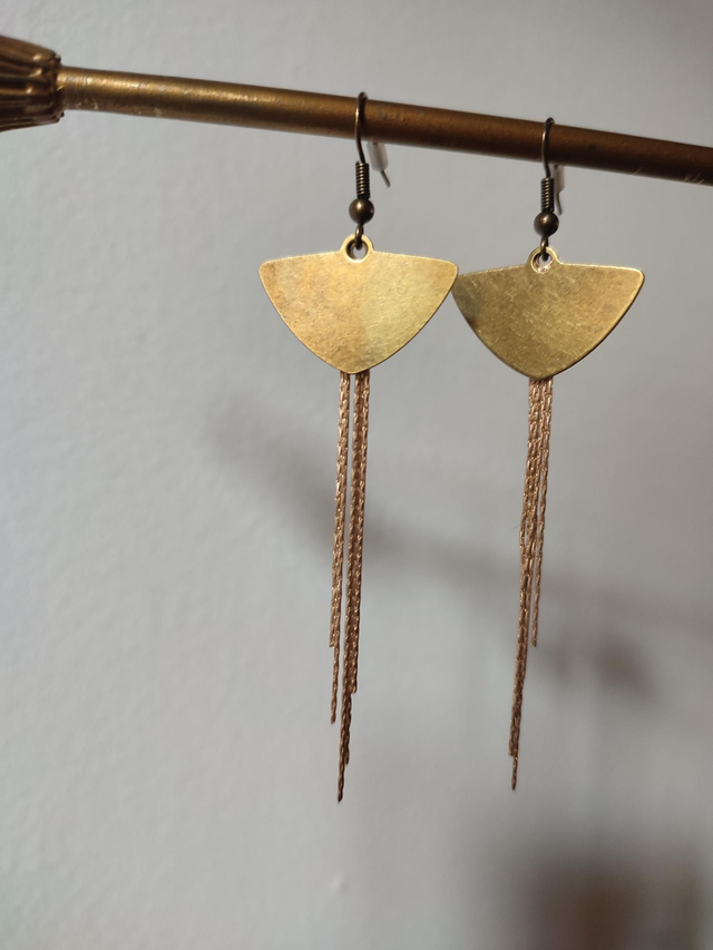 Boucles d&#039;oreilles longues bronze et chaînes dorées  -sans nickel 