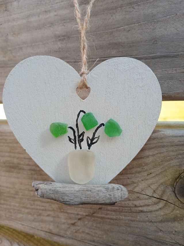 'Beaches and Bunches' Hanging Decoration 