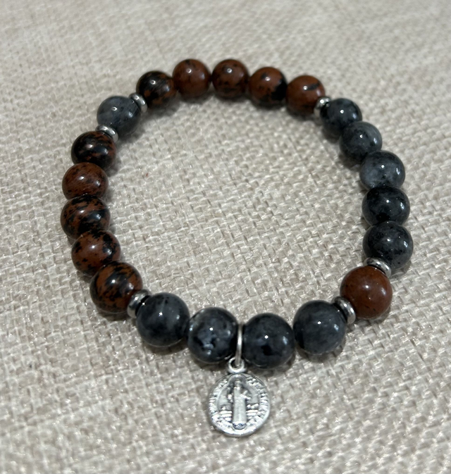 Bracelet de protection contre les attaques occultes, en 8mm (St Benoît)