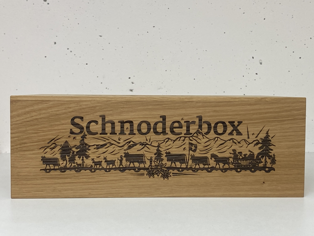 Schnoderbox lang: Eichenholz graviert