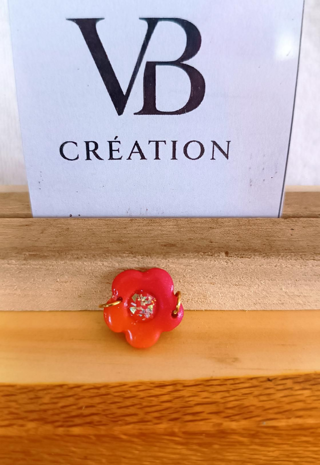 Petite pampille bracelet doré dégradée rose et orange 