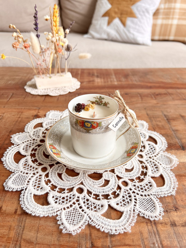 ✨ Bougie Cannelle - tasse à café "arabesques" avec sous-tasse