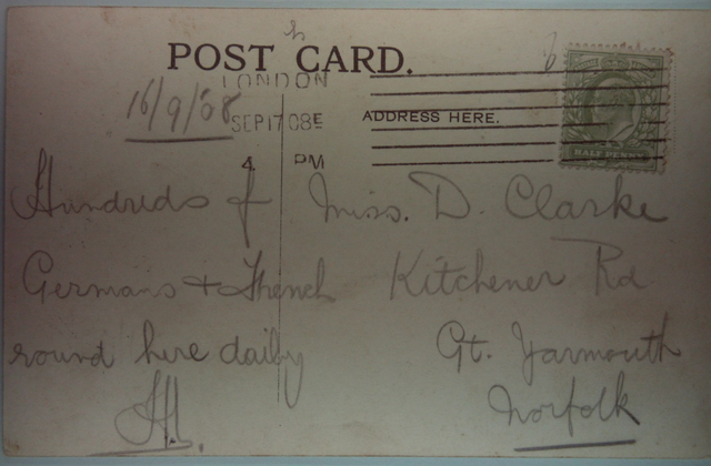 Royal Exchange & Bank of England, London - Posted 1908 unbranded postcard Our Ref: A249