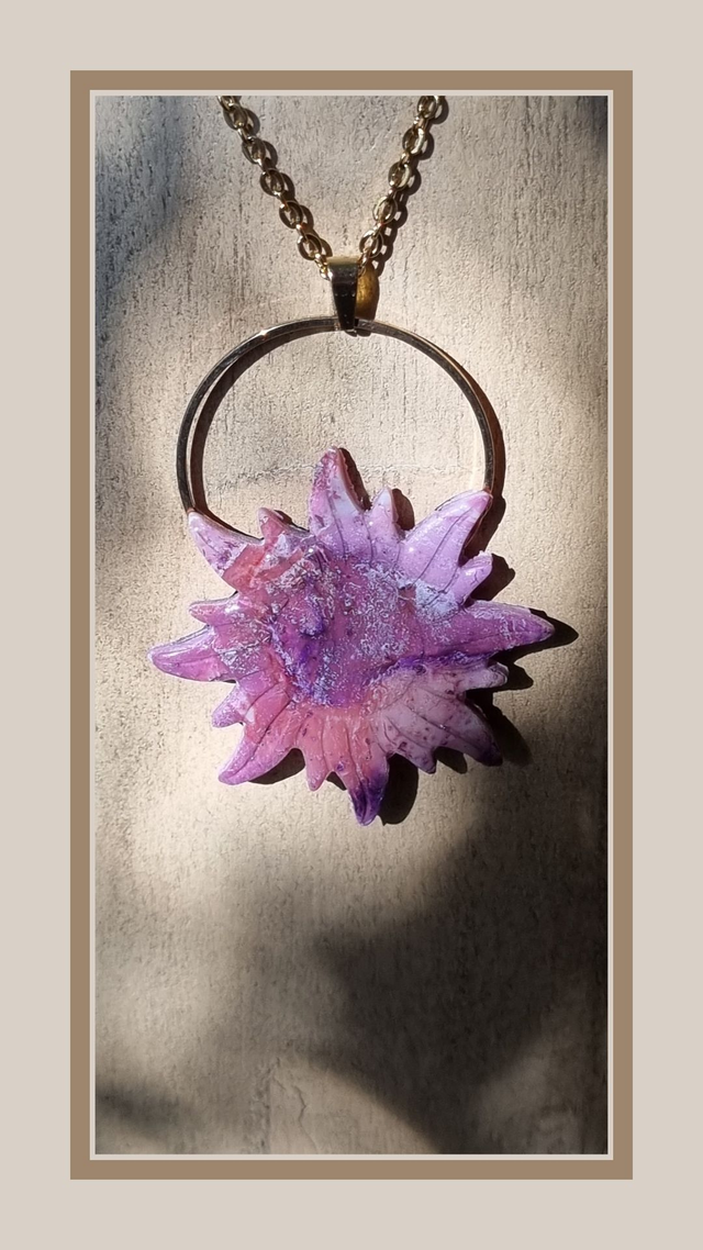 Collier rose poudré Soleil 