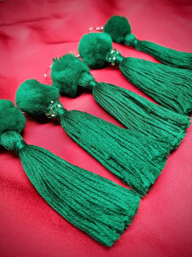 Pom pom tassel earrings 