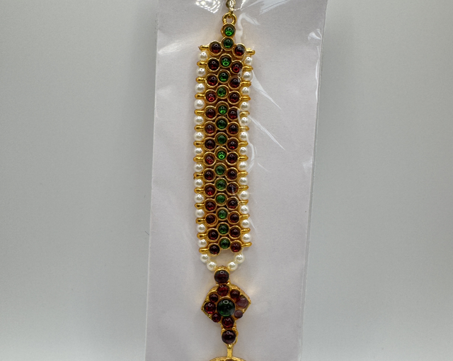 Nethi chutti red &amp; green stones
