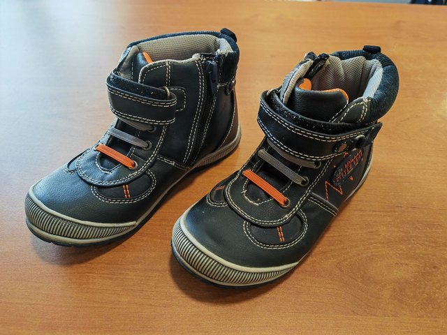 Chaussures montantes en 29