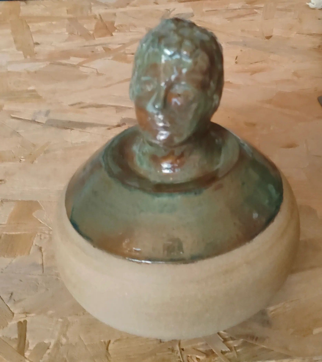 Boîte avec tête féminine” gardienne des songes”