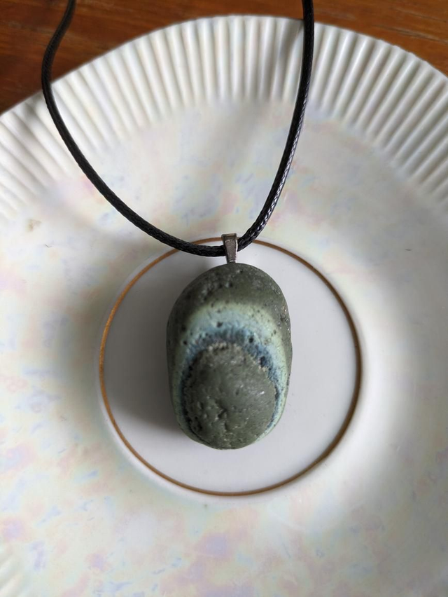 Slag stone necklace 