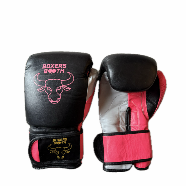 Boxers booth 16oz pink boxing gloves