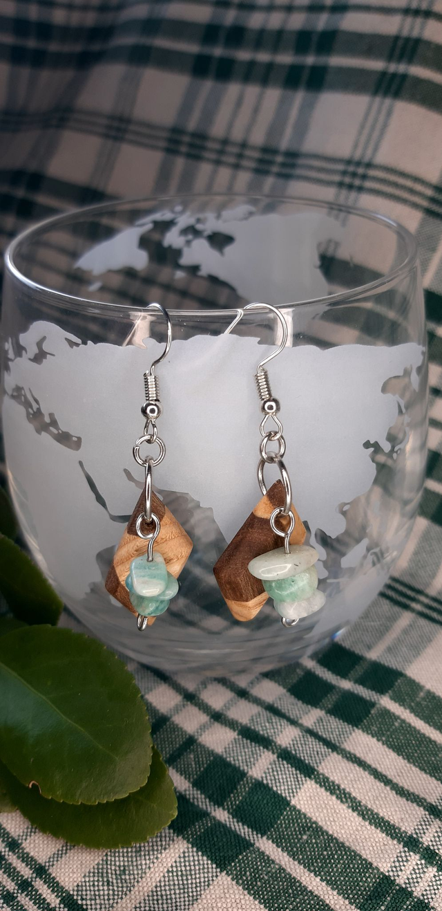 Boucles d'oreilles bois et pierres naturelles