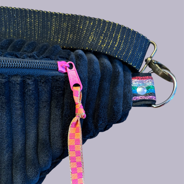 Banane “La Choupette - Black Iris”