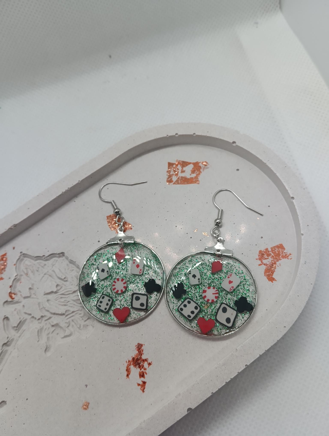 Boucle d'oreille poker