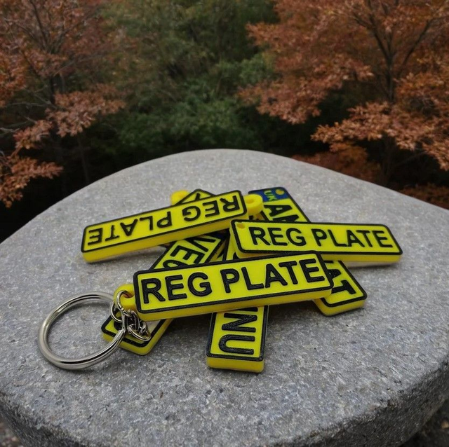 Personalised 3D Keyring Vehicle Plate | PLA 45x15x4mm | Max 8 Characters