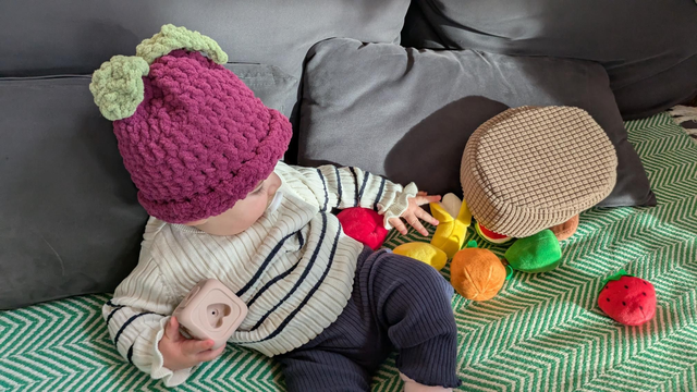 Bonnet bébé framboise