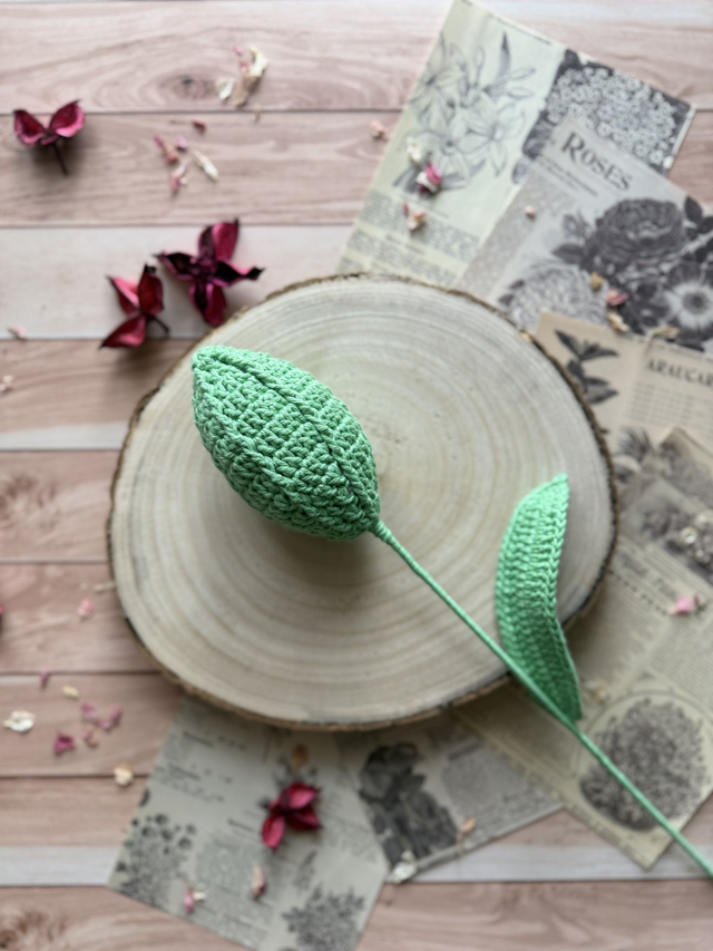 Bourgeon de lys (personnalisable pour créer votre bouquet)