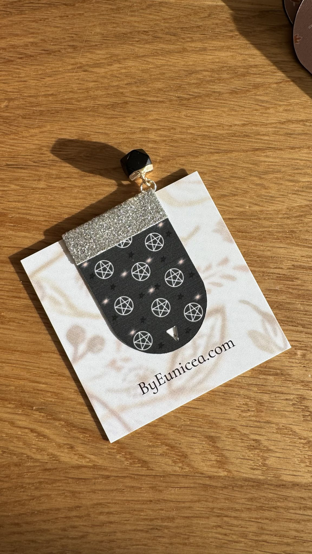 Marque-page Sabrina, avec mini Agathe noire