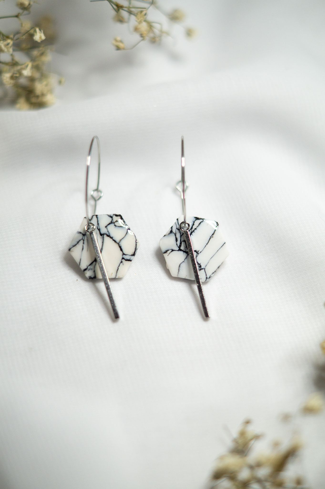 Coloris marbre blanc - Boucles mini Athéna 